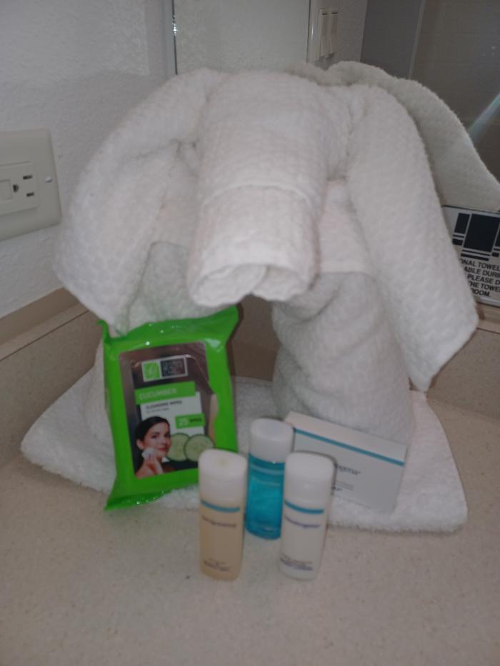 Hot Mess Express Cleaning - Fort Mohave, AZ