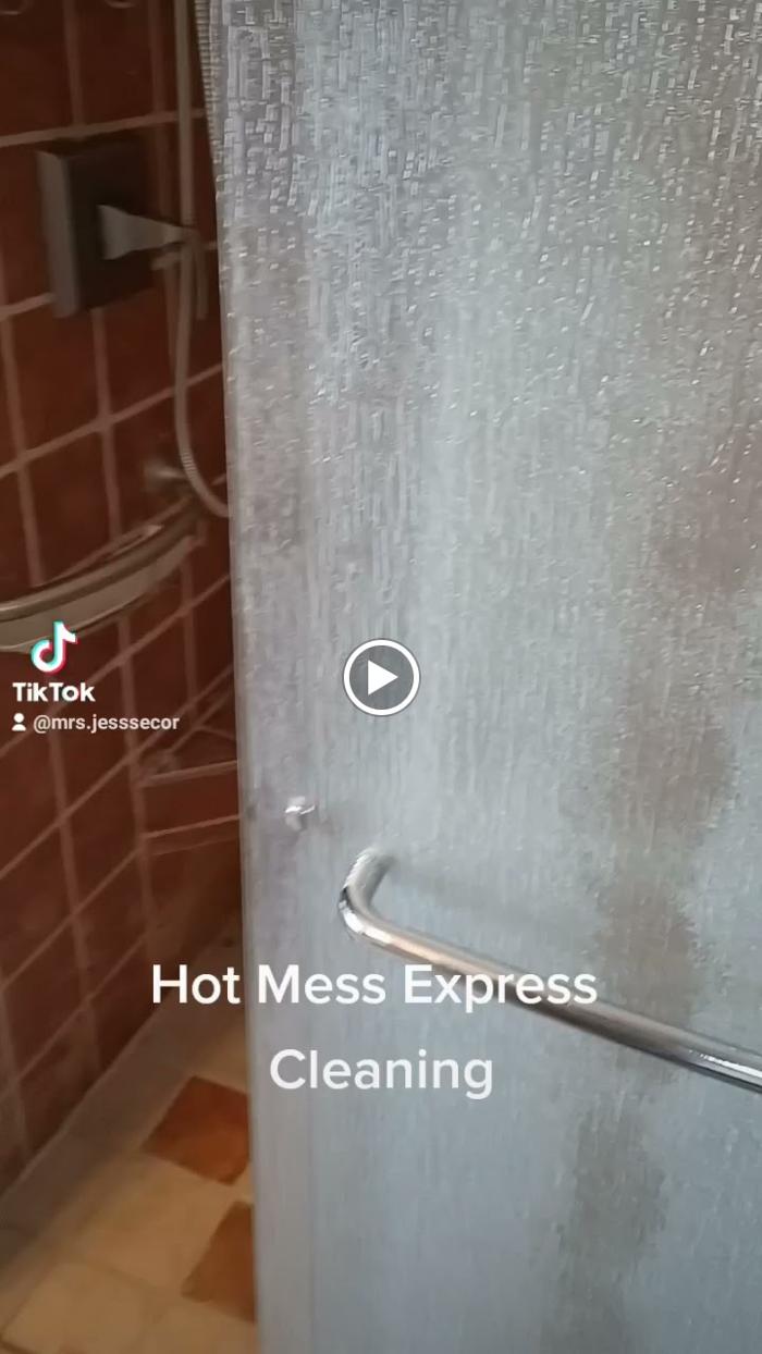 Hot Mess Express Cleaning - Fort Mohave, AZ
