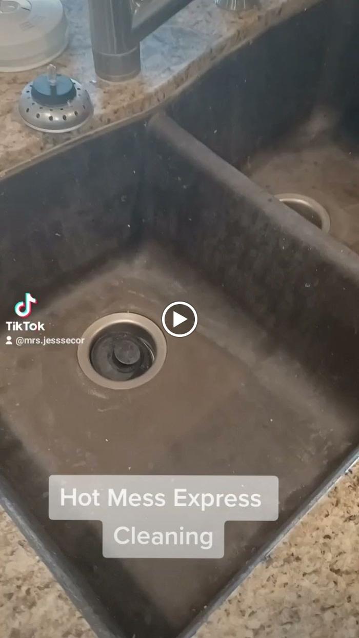 Hot Mess Express Cleaning - Fort Mohave, AZ