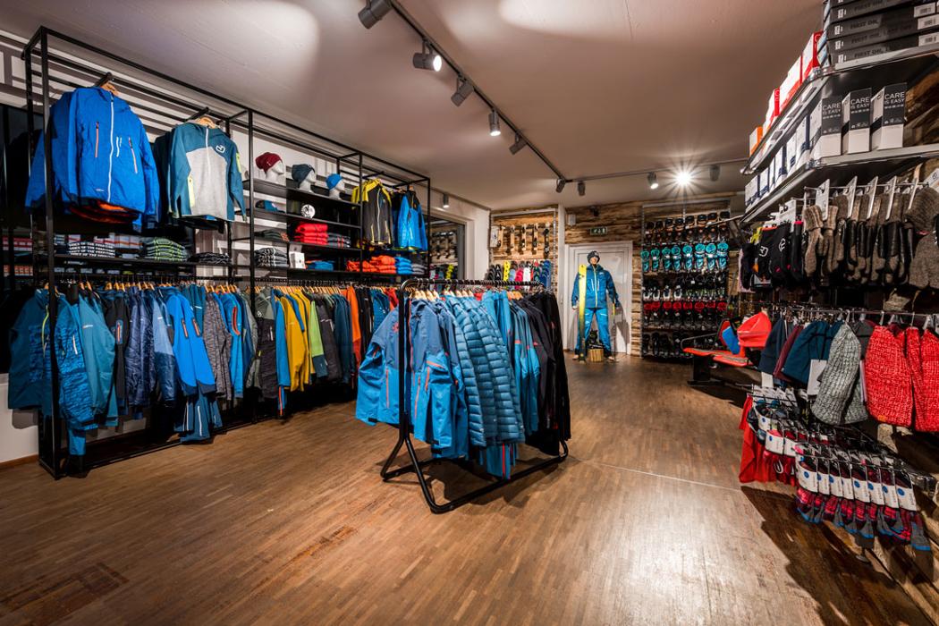 INTERSPORT Kerschbaumer, Leo-Neumayer-Straße in Sankt Johann im Pongau