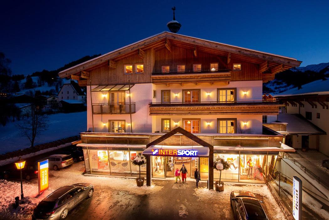 INTERSPORT Maria Alm, Dorfstraße in Maria Alm