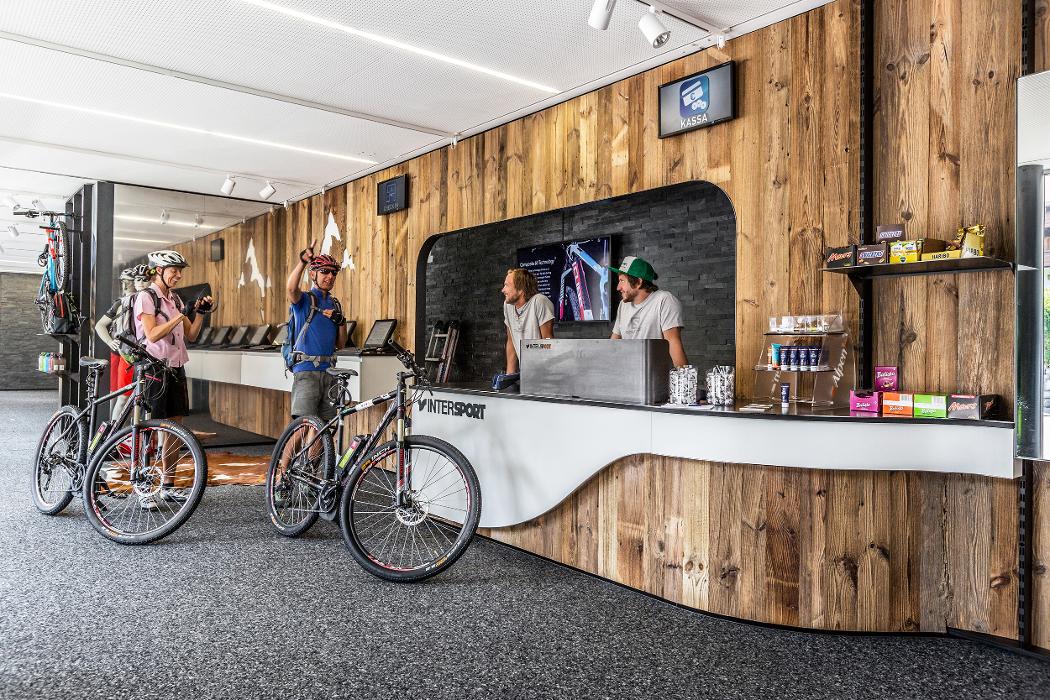 INTERSPORT Montafon Schruns Verleih, Bahnhofstraße in Schruns