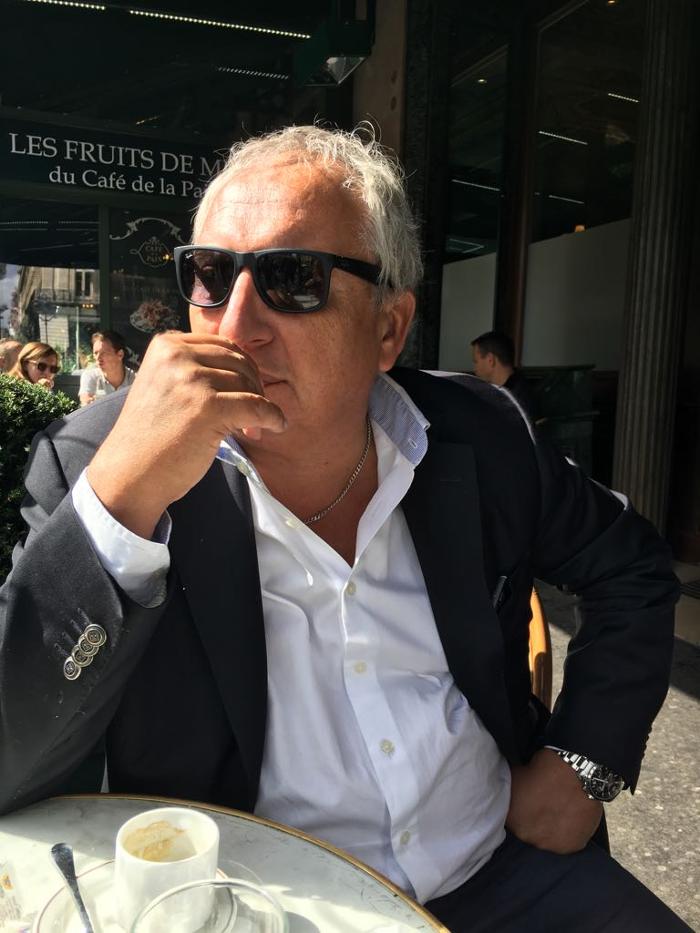 Me Razi Abderrahim, Place du Bourg-de-Four in Genève