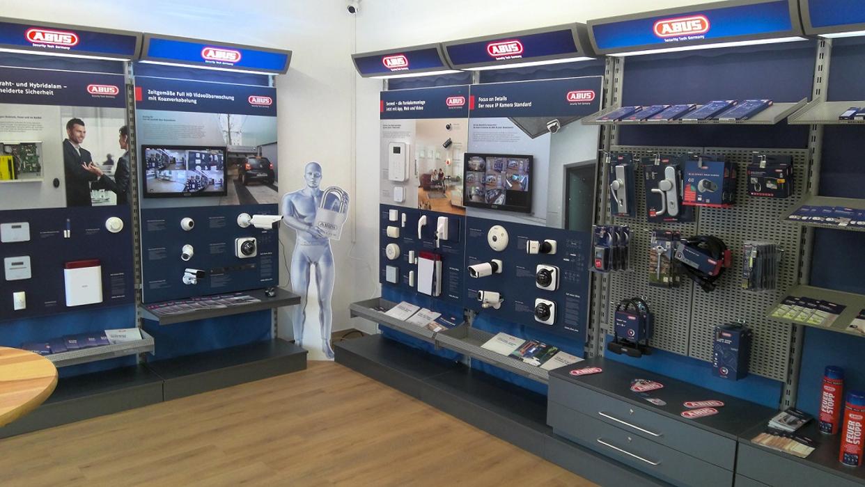 Christian Zmaritz Sicherheitstechnik, Bundesstraße in Wernberg