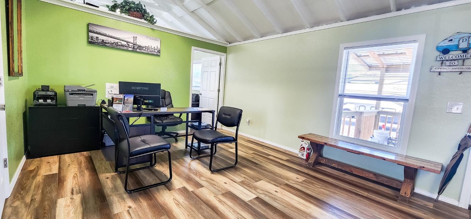 Nice Campers - Russellville, AR