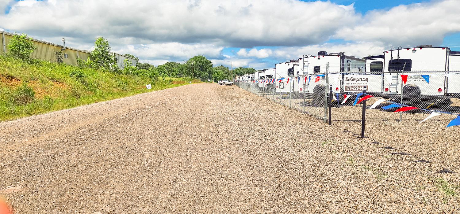 Nice Campers - Russellville, AR