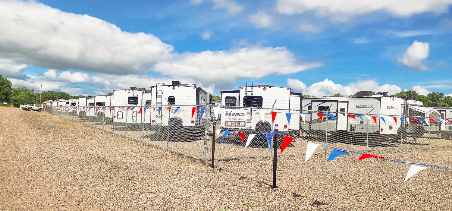 Nice Campers - Russellville, AR