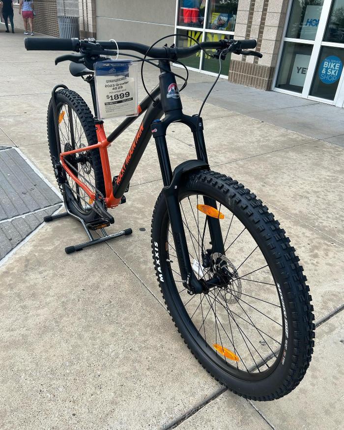 Sun & Ski Sports - Fort Worth, TX