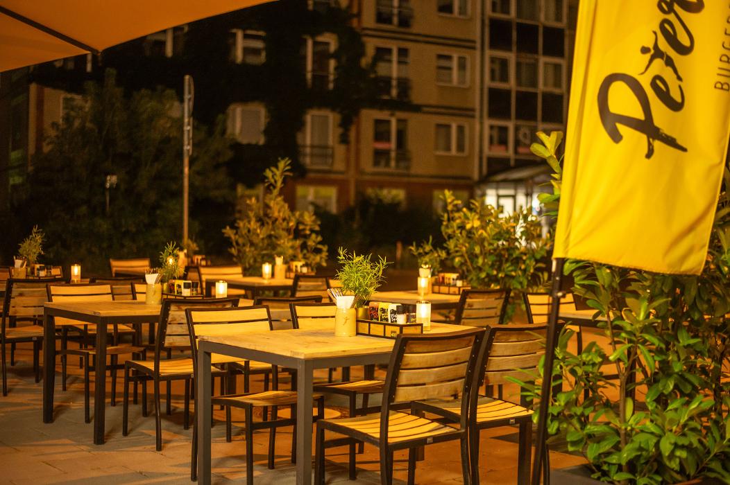 PETER PANE Burgergrill & Bar, Schloßplatz in Dessau-Roßlau