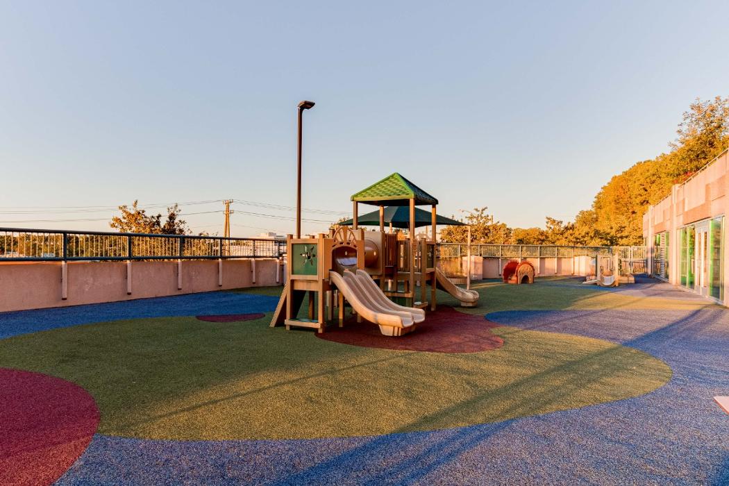 Bright Horizons Early Education and Back-Up Center at Tysons Corner - Mc Lean, VA