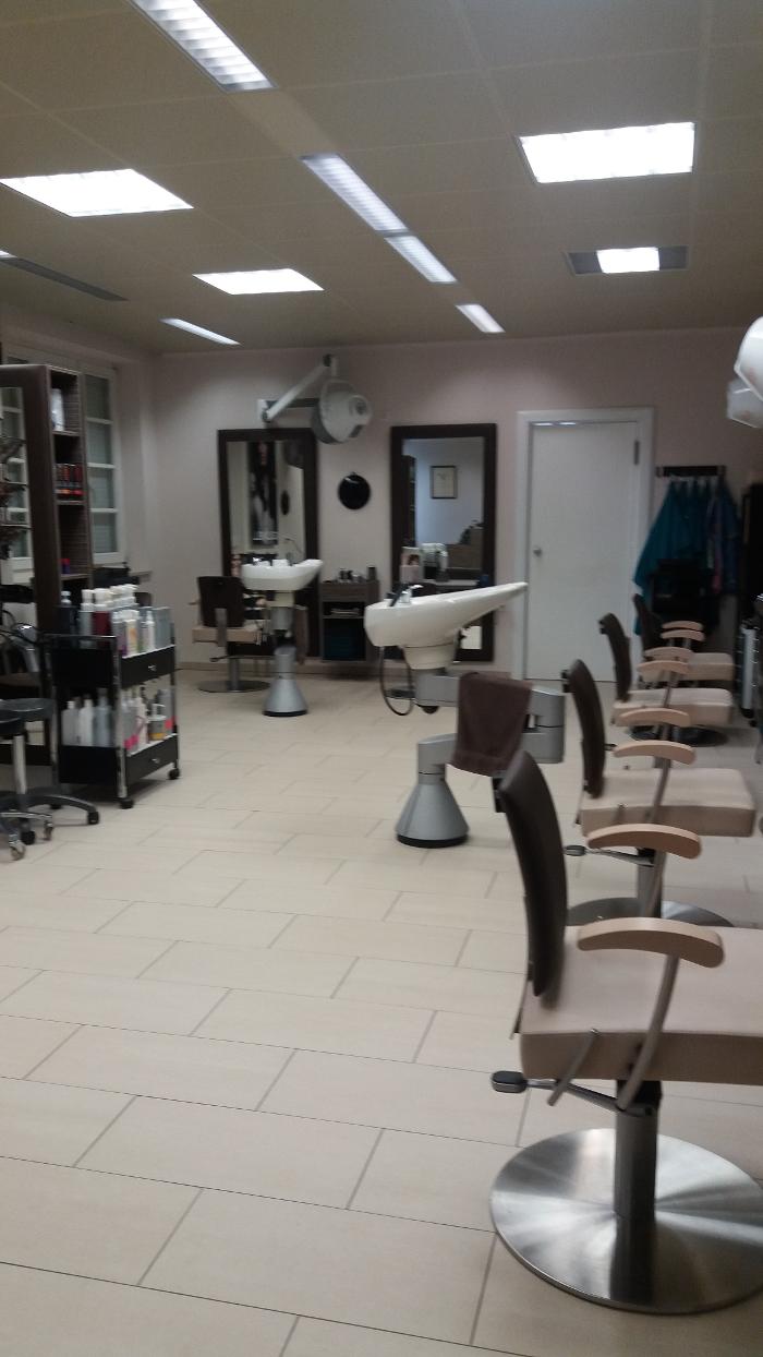 Friseur Margareta BIRNGRUBER, Salzburger Straße in Mattighofen