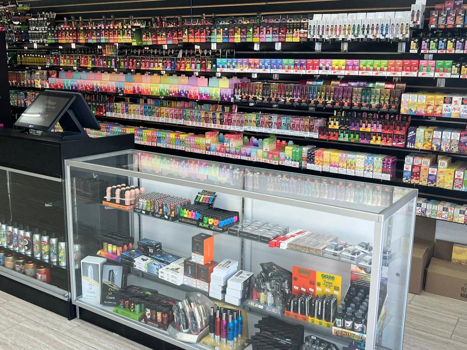 MELLOW LIFE SMOKE SHOP - Port Orange, FL