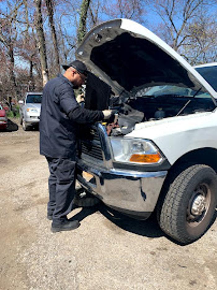 Easton Auto Repair LLC - Darby, PA