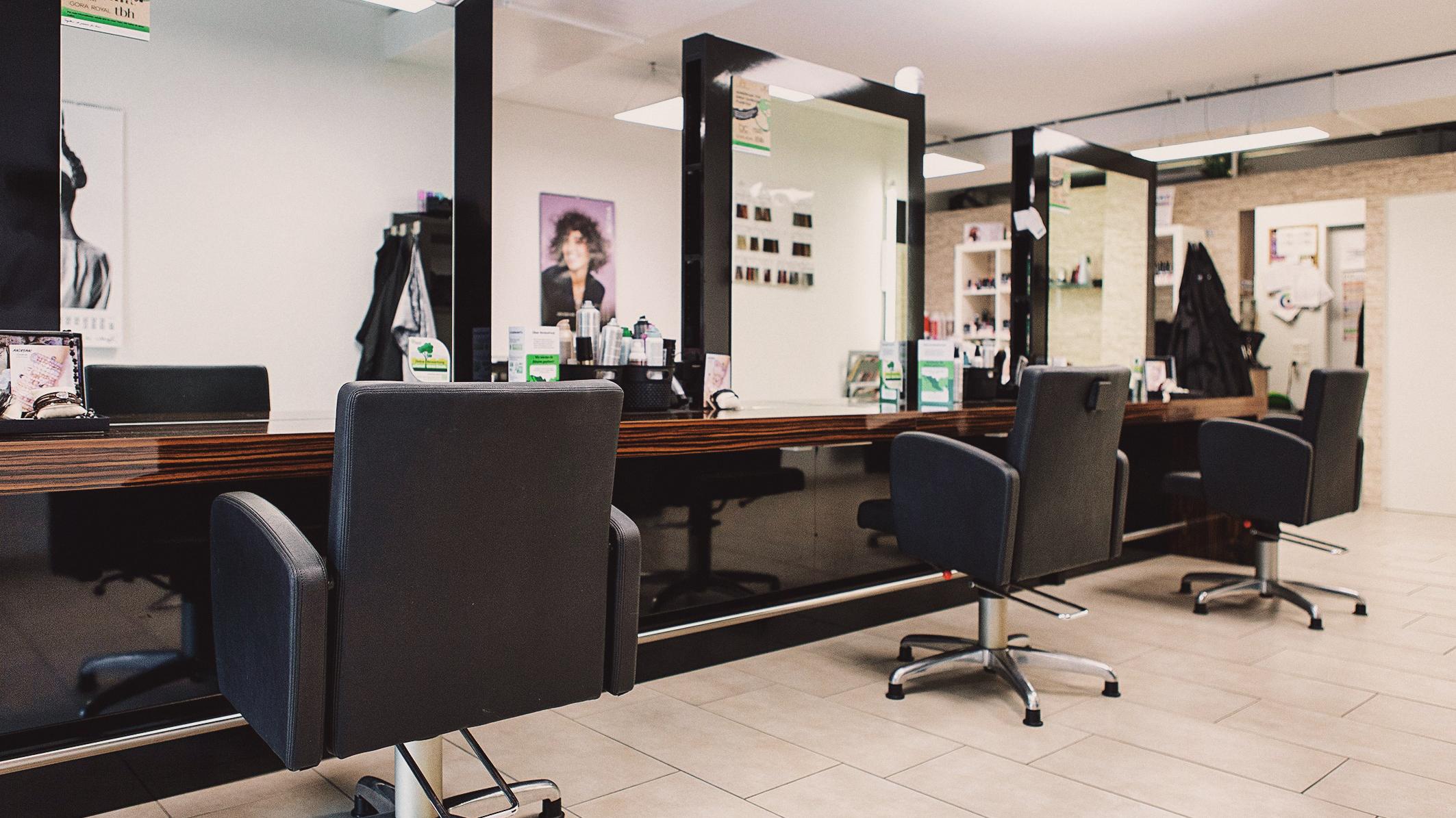 Adesso Hair Design, Dorfstrasse in Rüti