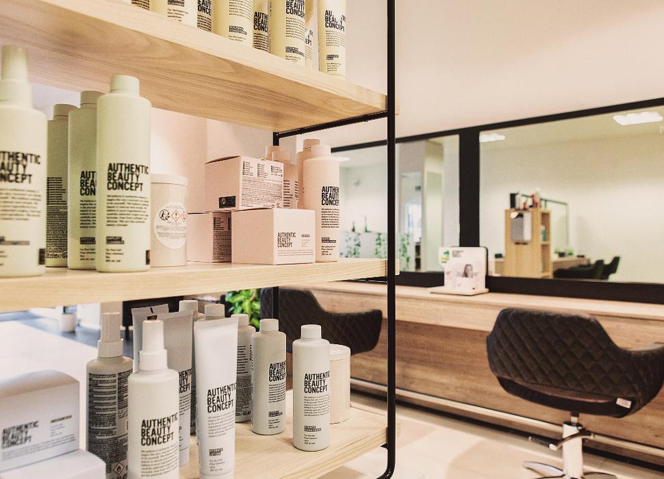 Adesso Hair Design, Burgerfeldstrasse in Uznach