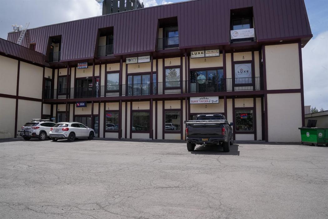 Tahoe Forest Baths - Stateline, NV