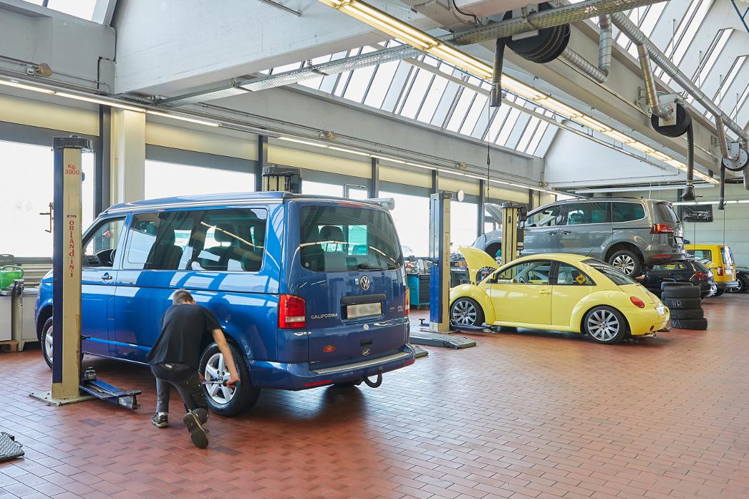 AMAG Biel, Römerstrasse in Brügg