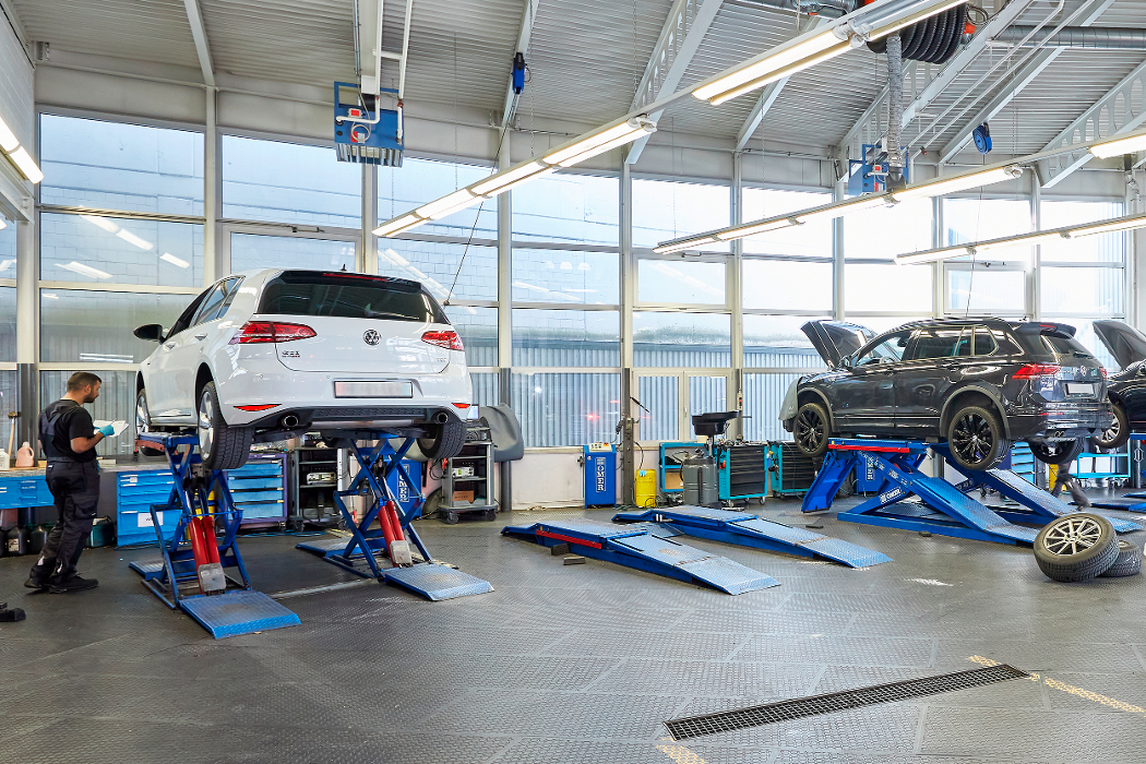 AMAG Kloten, Steinackerstrasse in Kloten