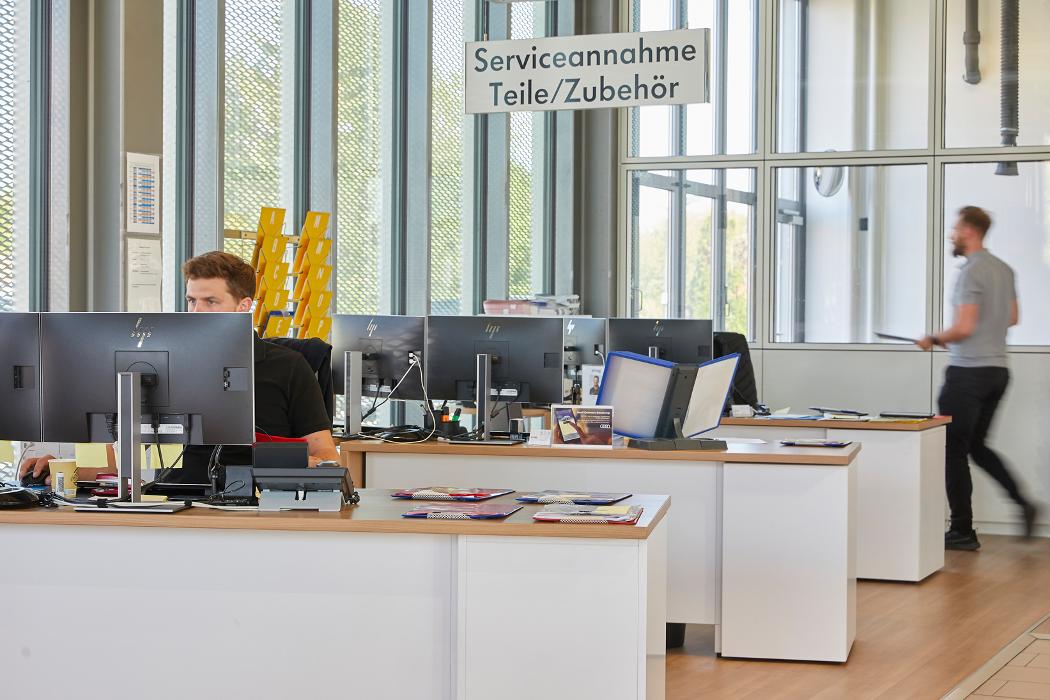 AMAG Oftringen VW / VW Nutzfahrzeuge, Bernstrasse in Oftringen