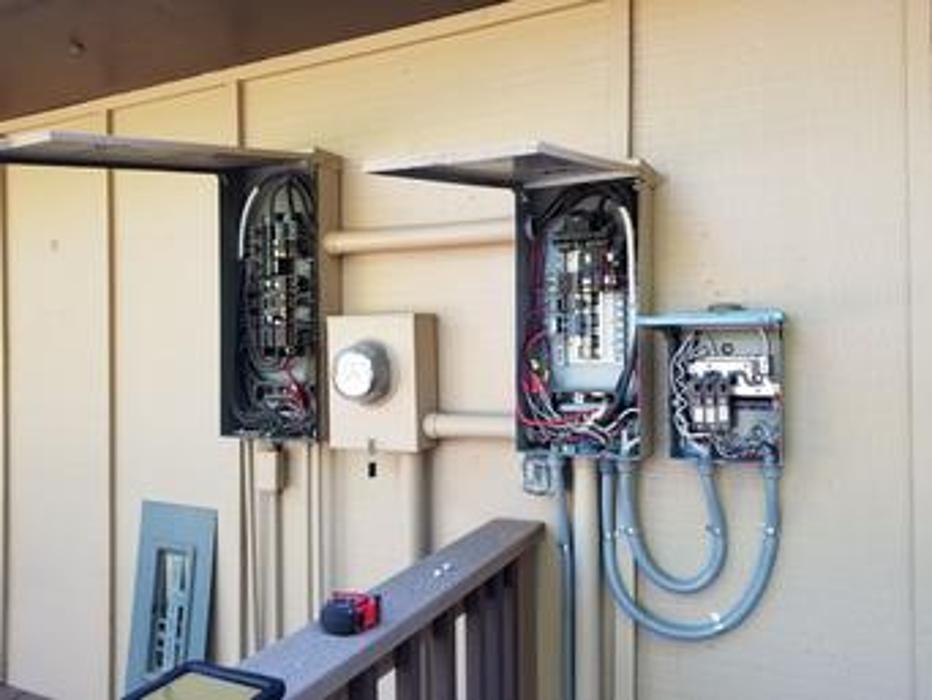 Attaboy Electrician - Littleton, CO