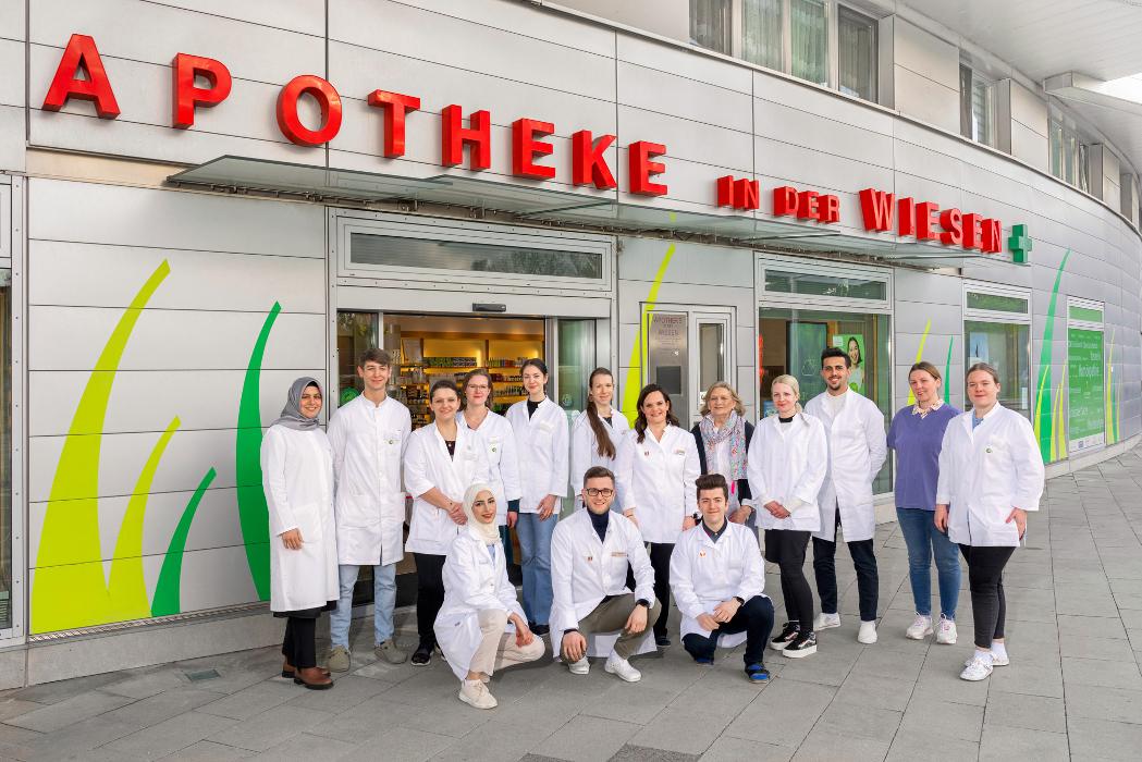 Apotheke In der Wiesen, Erlaaer Platz in Wien