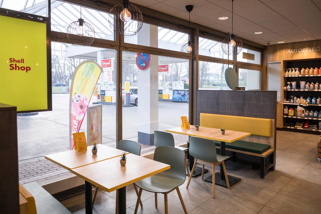 Shell Recharge Charging Station, Oranienburger Straße in Gransee