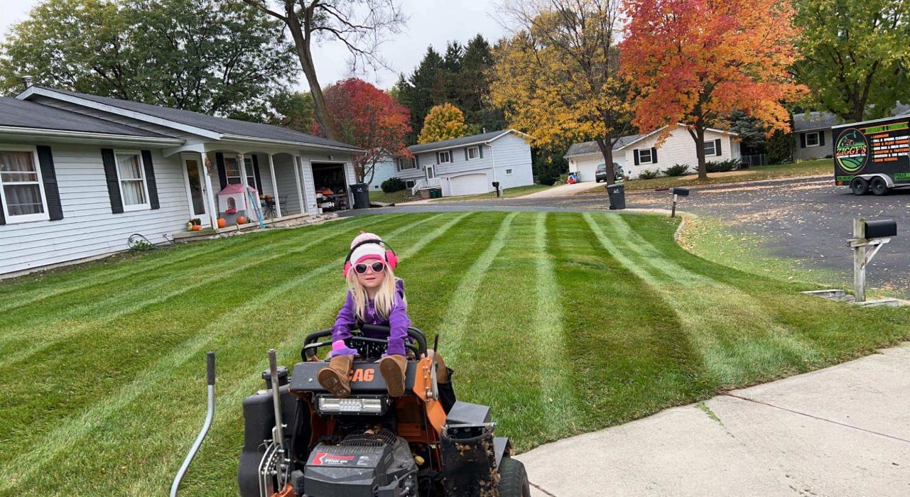 Ziggy's Snow and Landscape - Fort Atkinson, WI