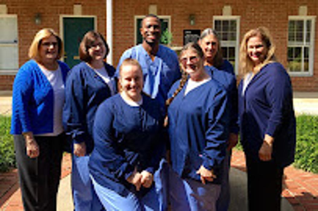 Laurel Bowie Implant &amp; Cosmetic Dentistry Logo