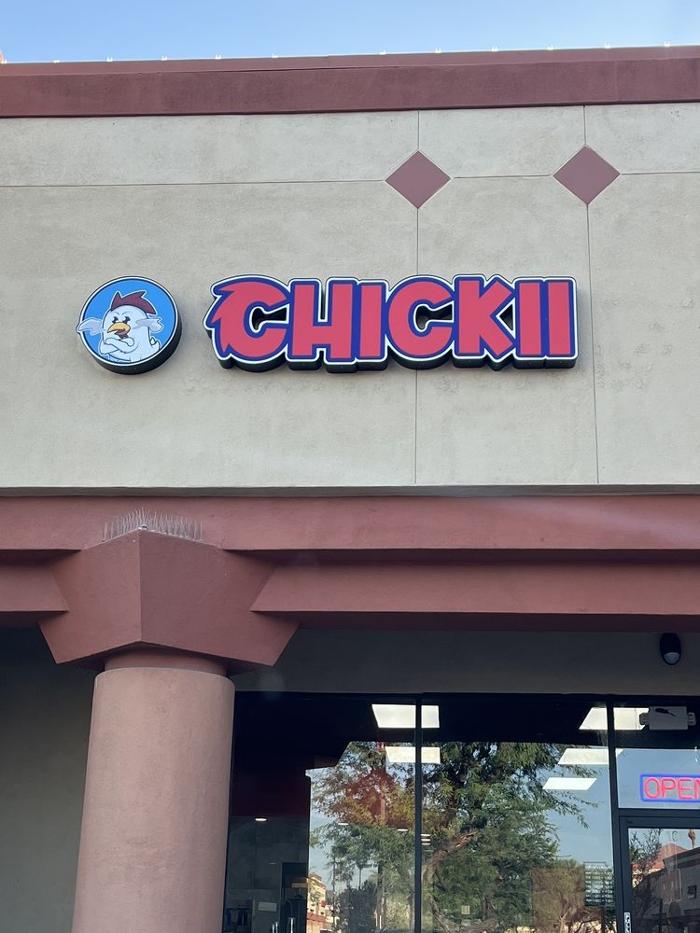 Chickii - Glendale, AZ
