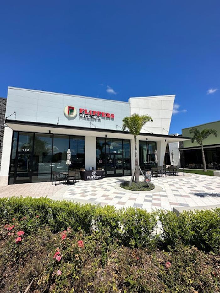 Flippers Pizzeria - Orlando, FL