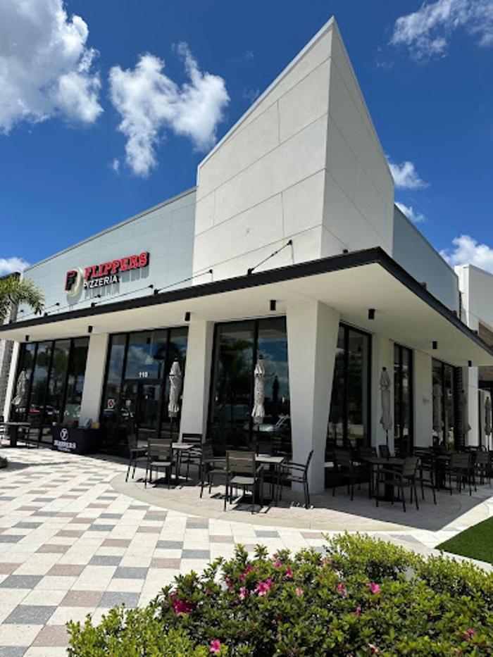 Flippers Pizzeria - Orlando, FL
