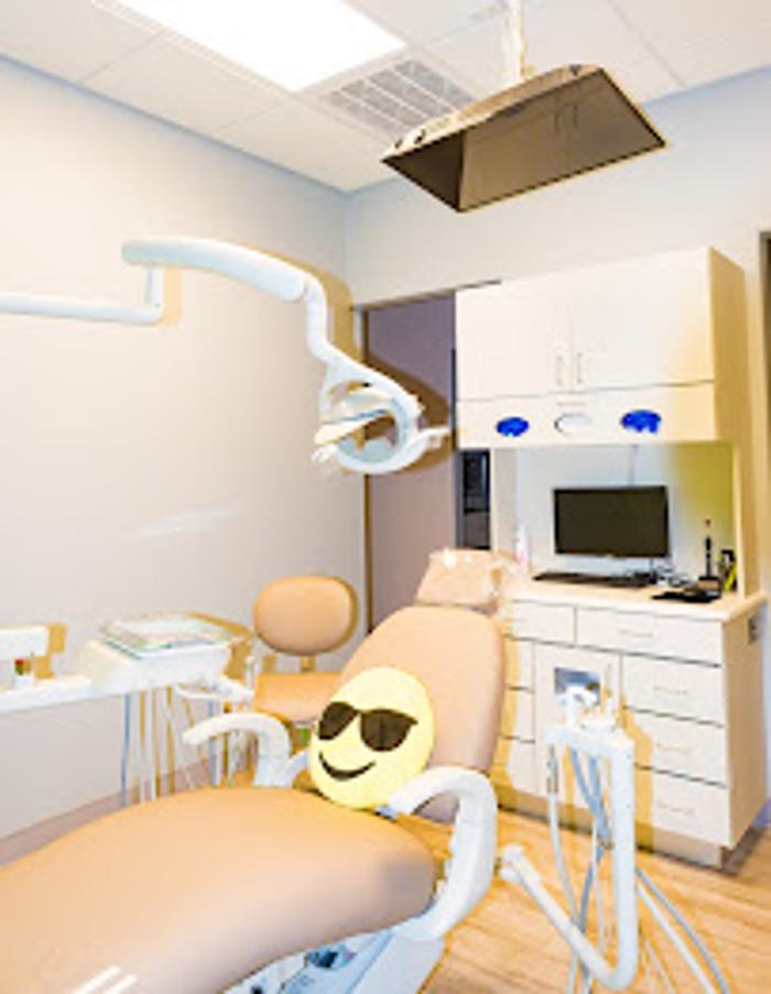 Manor Kids Dentist Image
