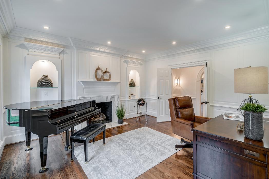 AVENUES Stage + Design - Waxhaw, NC
