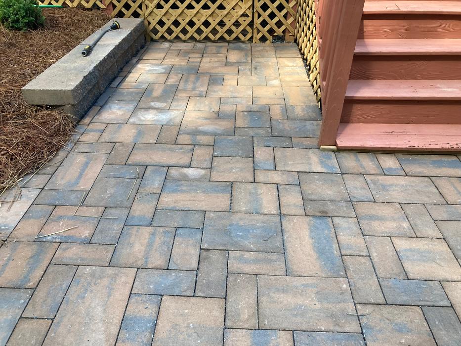 Hinesley and Co Landscape Contractors Image