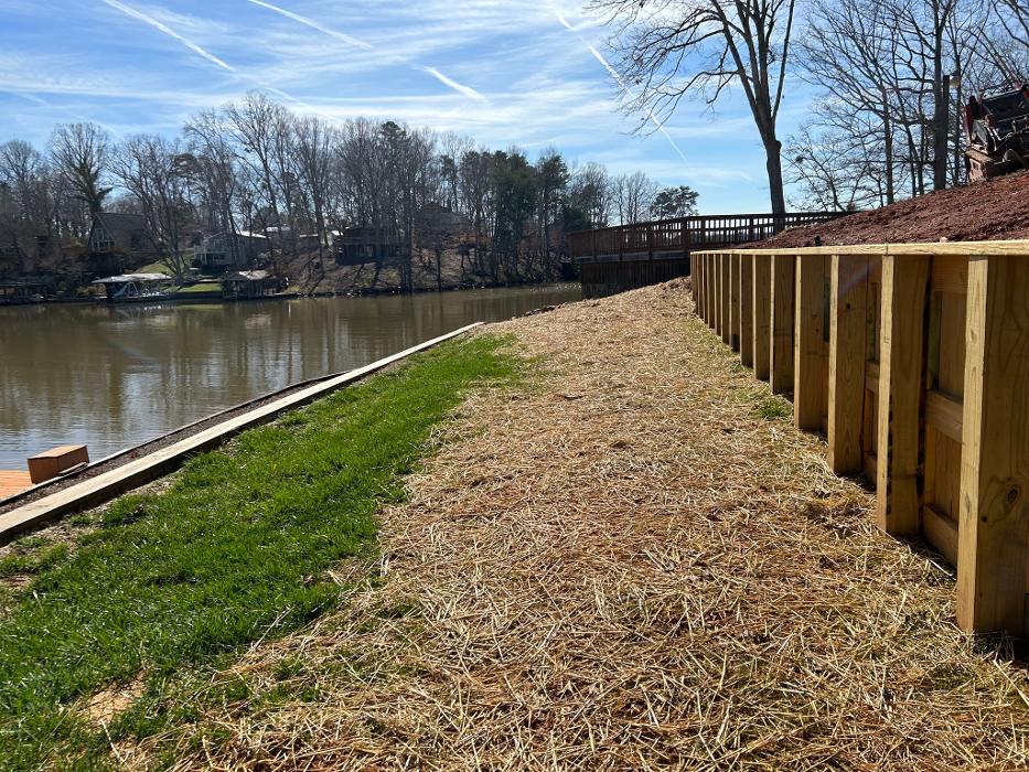 Hinesley and Co Landscape Contractors Image