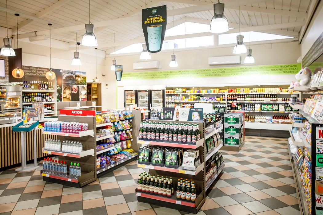 Shell Recharge Charging Station, Bergener Straße in Samtens