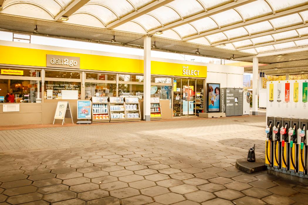 Shell Recharge Charging Station, Schmiedestraße in Wuppertal