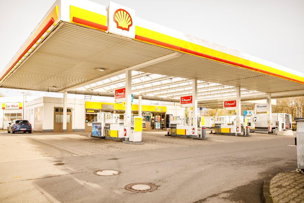 Shell Recharge Charging Station, Schmiedestraße in Wuppertal