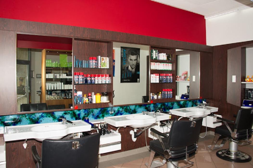 Salon Er/Sie Simone Pöhli, Erzherzog-Eugen-Straße in Innsbruck