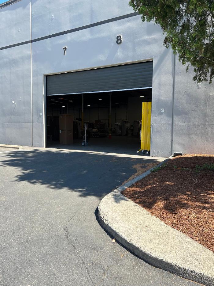 Crate &amp; Barrel Warehouse Logo