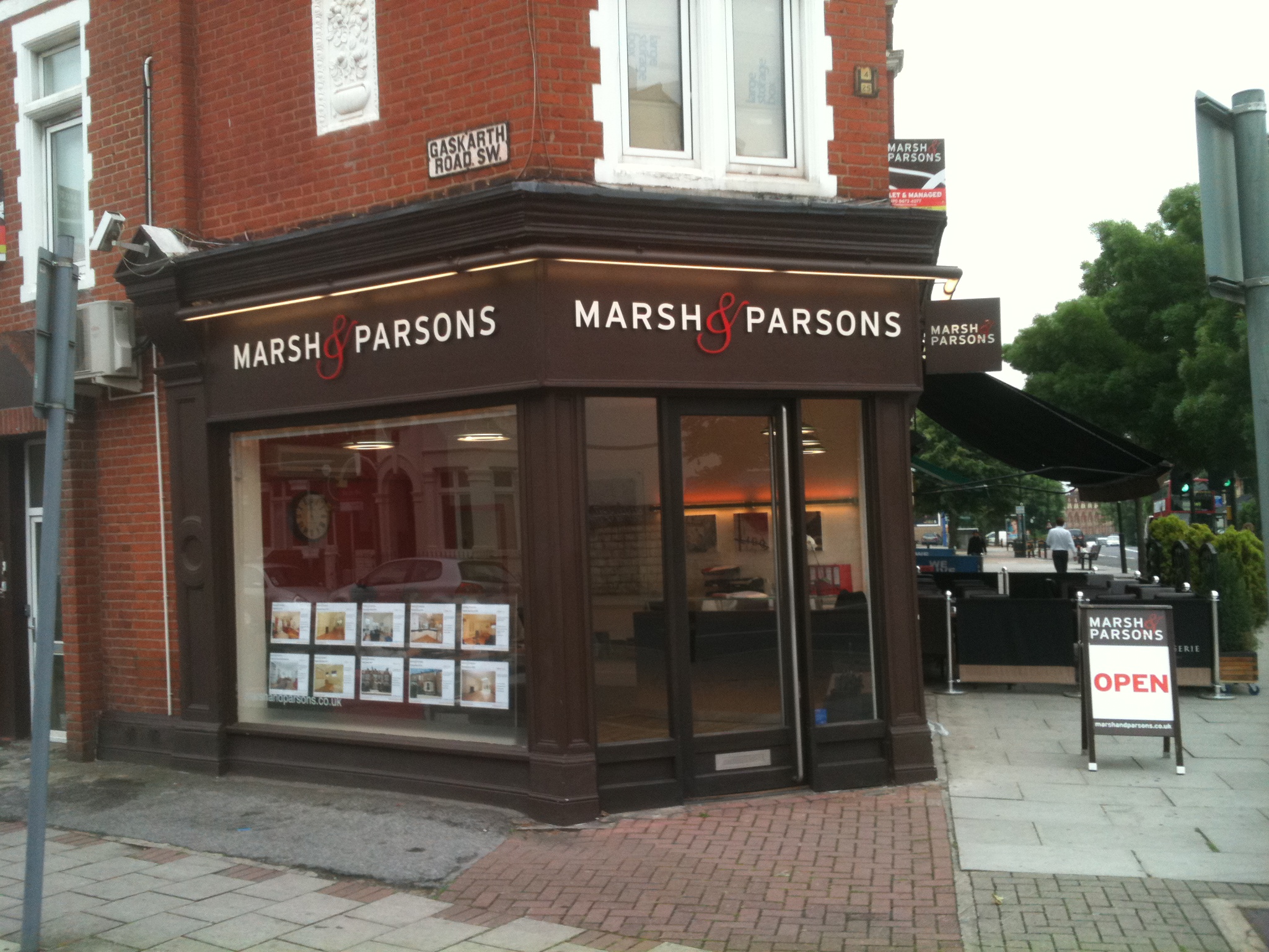 Marsh & Parsons Balham & Clapham South Estate Agents London 020 8673 4377