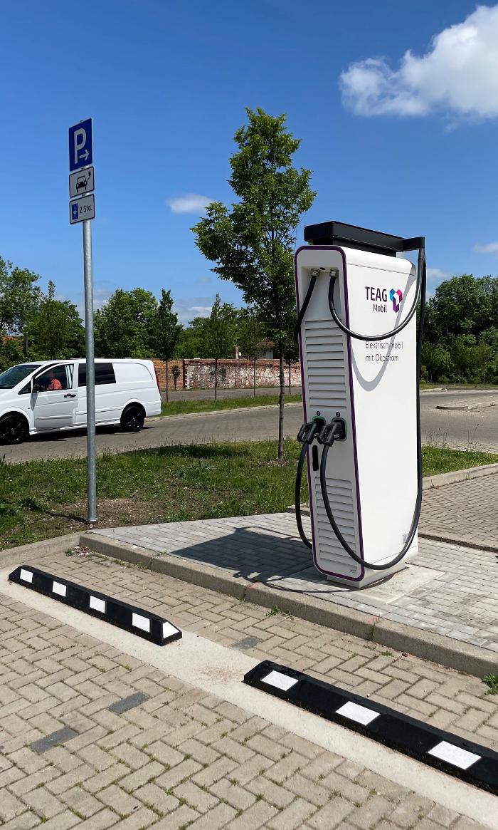 TEAG Mobil-Ladestation, Ichtershäuser Straße in Arnstadt