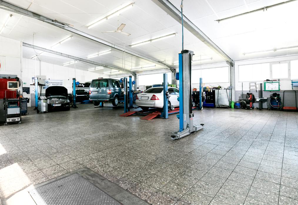 KFZ-Service Wachtmeister GmbH, Zur Hofweide in Raesfeld