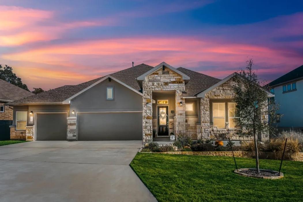 Big Bend Roofing - Tomball, TX