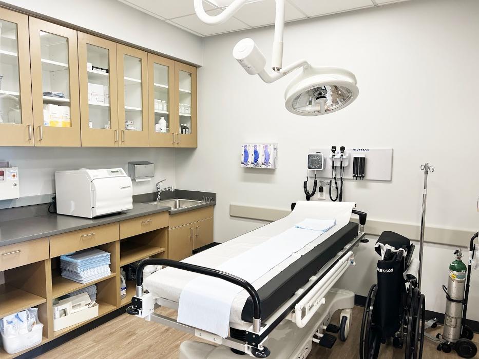 Afc Urgent Care l Children and Adults l Sugar Land Clinic - Sugar Land, TX