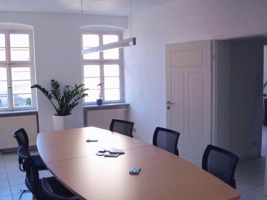 Steuerkanzlei Auxilia, Schulstraße in Ladenburg