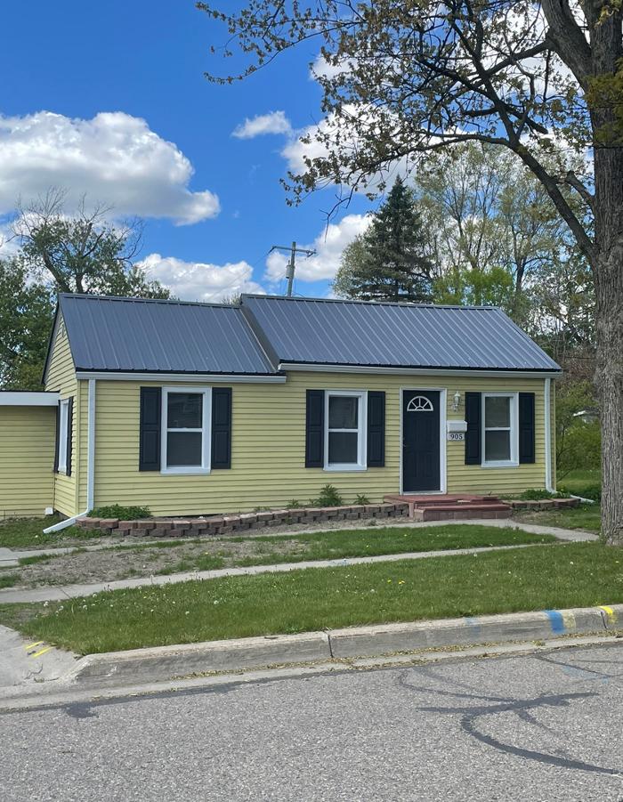 Men at Work Contractors & Roofing - Clinton Township, MI