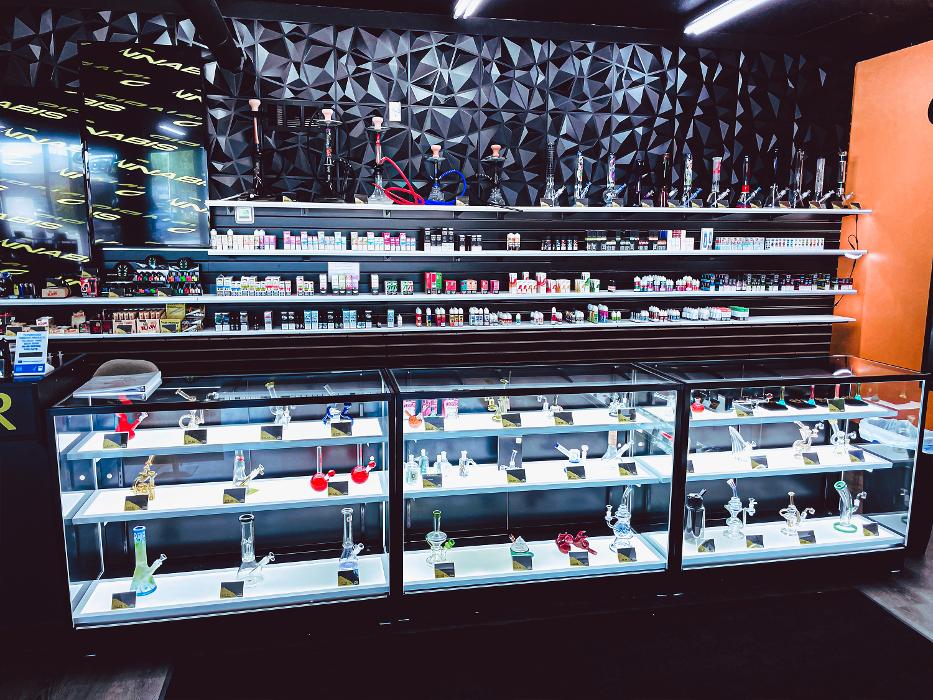 Kings of Vapor - Kent, OH