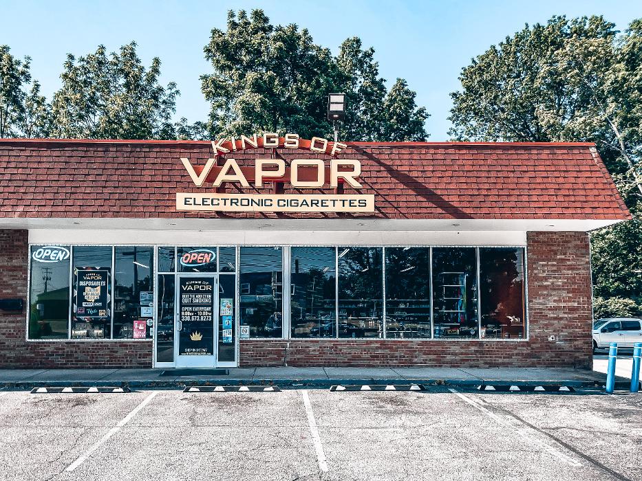 Kings of Vapor - Kent, OH