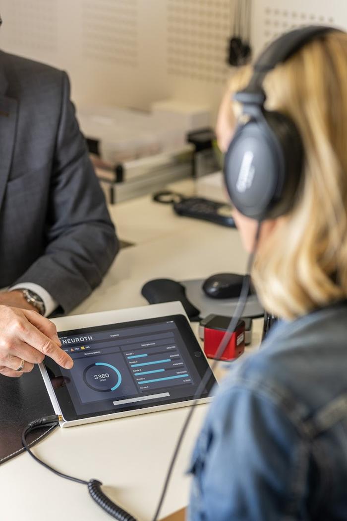 Neuroth Hörcenter AG - Hörgeräte und Gehörschutz, Baselstrasse in Riehen